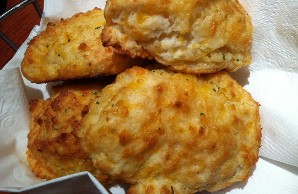 Cheddar Bay Biscuits